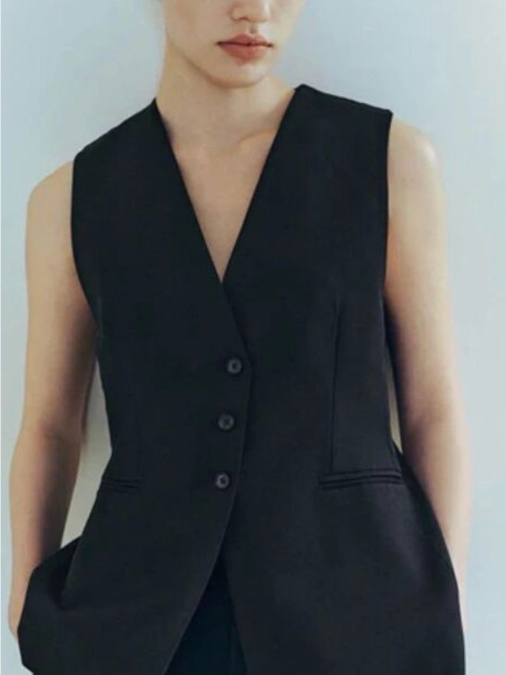 Urban Revivo Skater Draped Vest
